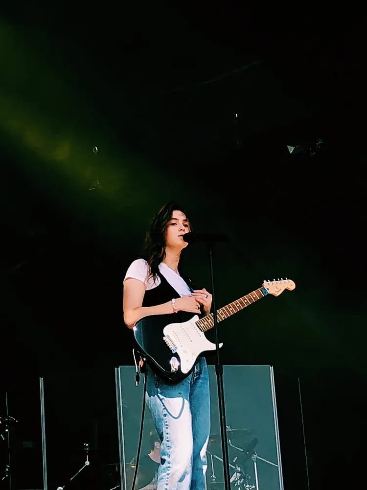Clairo - Clairo - public photograph (2019-05-25).