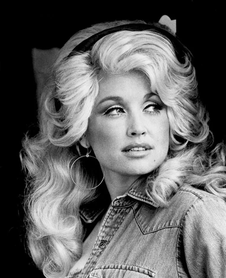 Dolly Parton - Publicity shot of American singer Dolly Parton, 1977