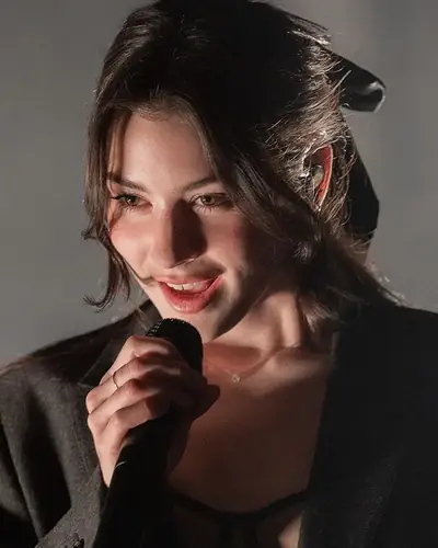 Gracie Abrams